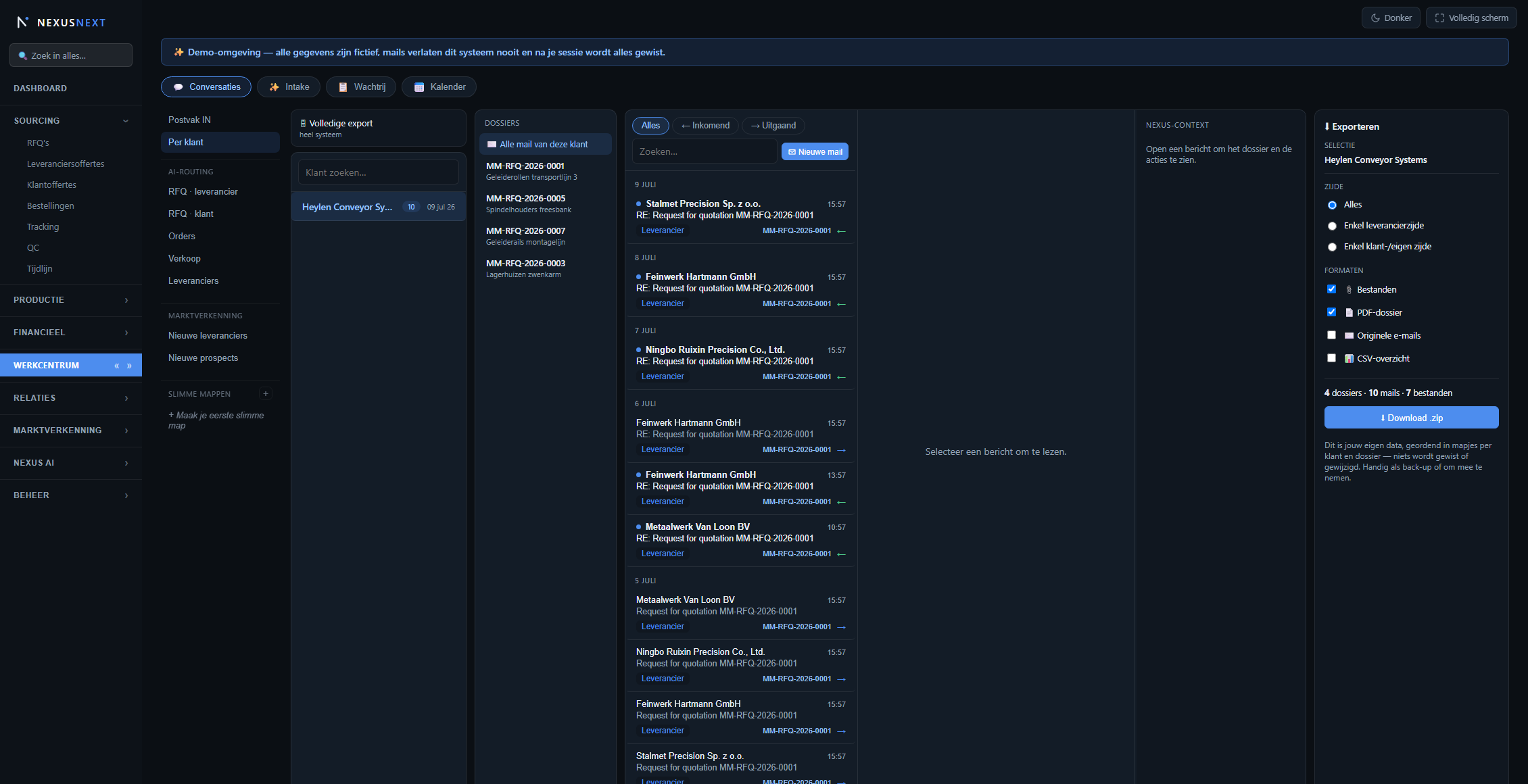 Nexus Werkcentrum: per-klant-weergave met het export-paneel rechts (zijde, formaten, Download .zip)